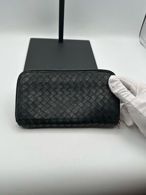 Bottega Veneta Zip Around Wallet